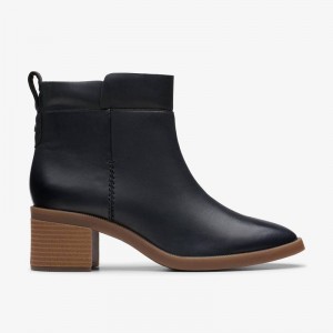 Black Leather Clarks Lileigh Charm | CLKS-85586