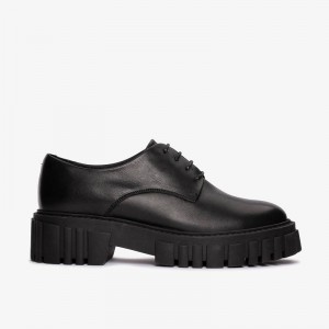 Black Leather Clarks Page Walk | CLKS-85412