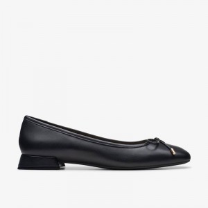 Black Leather Clarks Ubree 15 Step | CLKS-85077