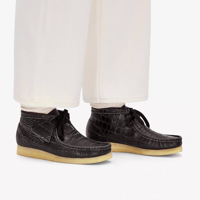 Black Crocodile Distress Clarks Wallabee Boot | CLKS-85554