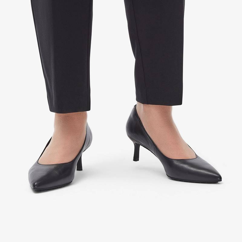 Black Leather Clarks Adela Court | CLKS-85196