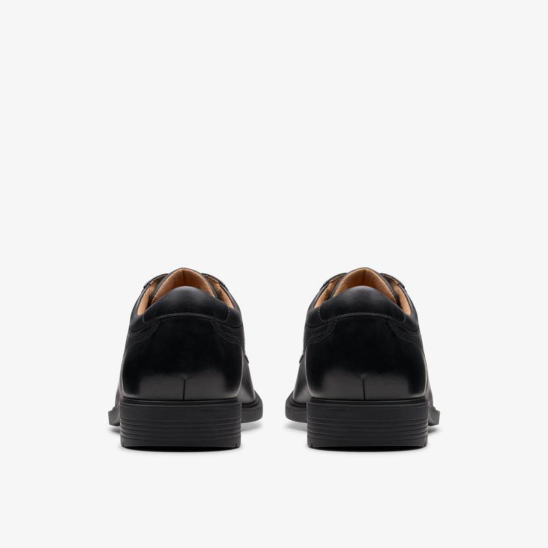 Black Leather Clarks Eldredge Plain | CLKS-84428