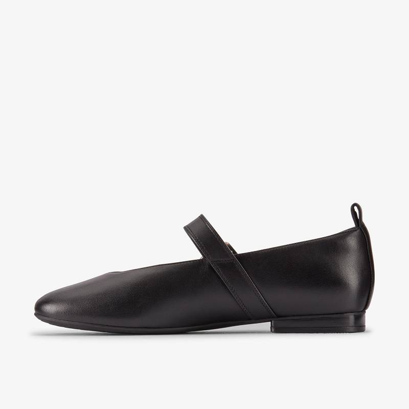 Black Leather Clarks Fawna Bar | CLKS-85034