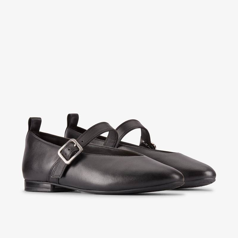 Black Leather Clarks Fawna Bar | CLKS-85034