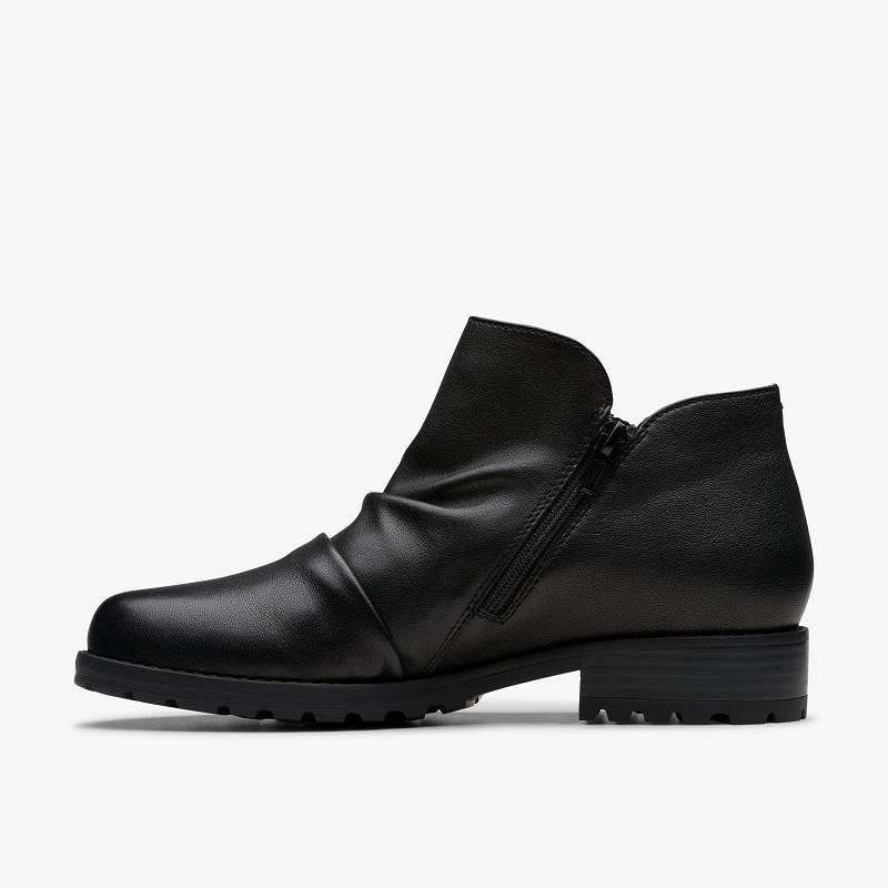 Black Leather Clarks Nissini Top Waterproof | CLKS-85450