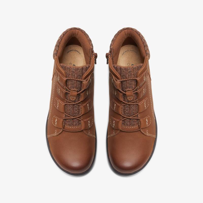 Dark Tan Nubuck Clarks Carleigh Jade | CLKS-85594