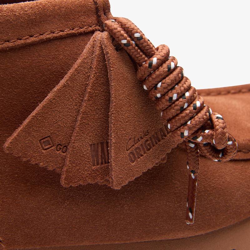 Mocha Bisque Suede Clarks Wallabee Boot Gore-Tex | CLKS-85615