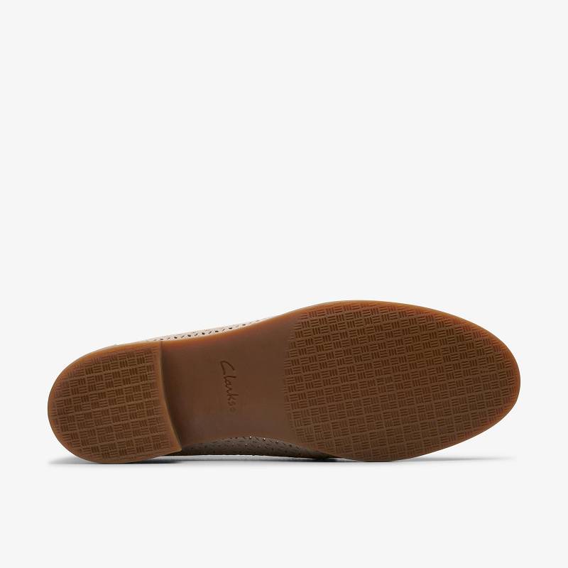 Stone Suede Clarks Trish Cove | CLKS-84865